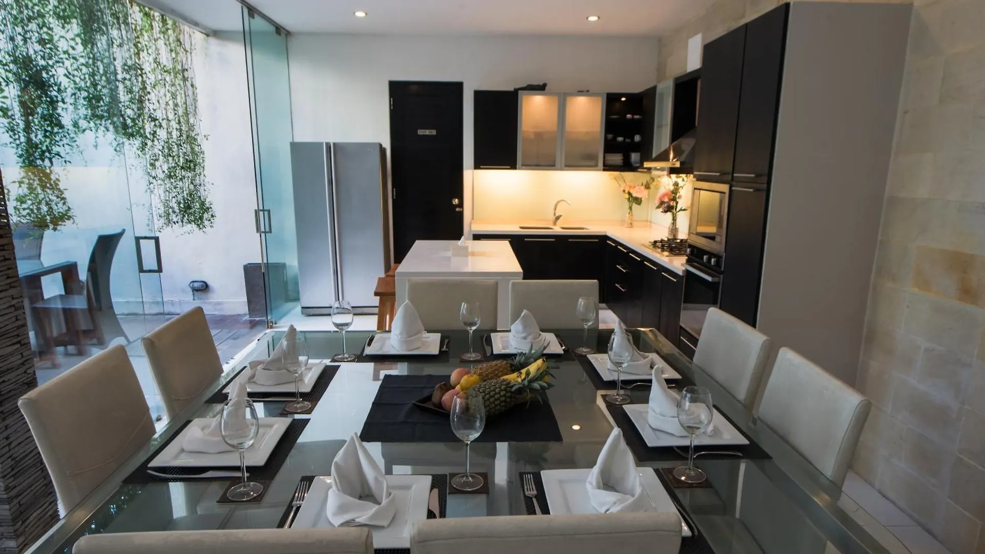 7To8Br 40 Off Special Brilliant Location Villa Seminyak
